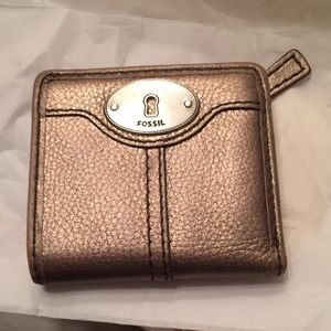Fossil taupe bifold mini wallet